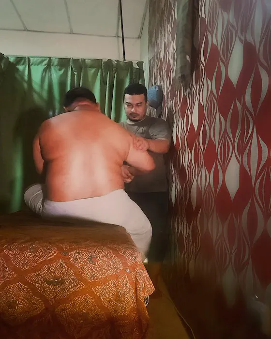 Urut By Johari | Urut Lelaki Badan & Batin Traditional Massage Kajang Bangi Picture 3