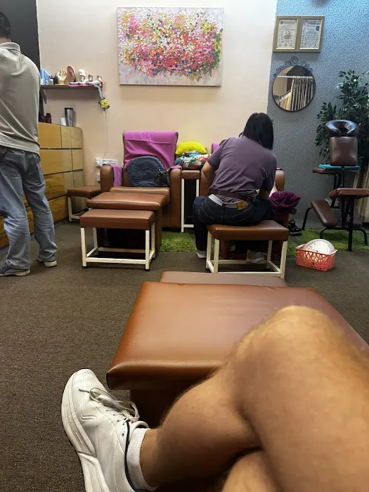 Thumb To Toe Therapy Picture 9