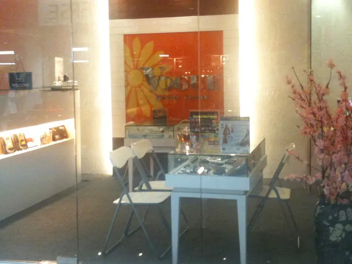 VOGUE BEAUTY CENTRE Picture 10