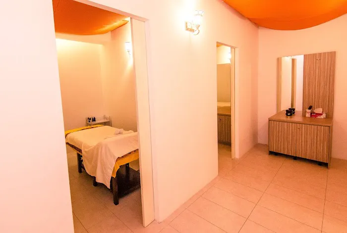 VENISS WELLNESS Picture 3