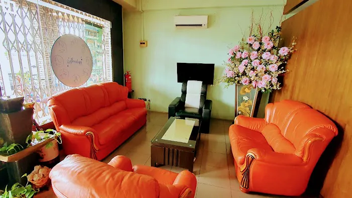 Man Zu Tang Health & Beauty Centre Picture 3