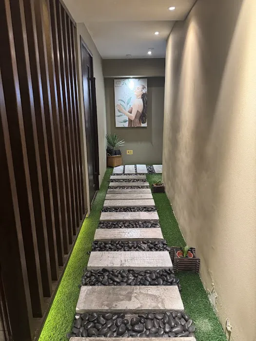 HerbaLine Facial Spa Pandan Indah Picture 2