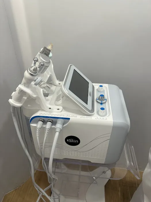 Kskin Korean Express Facial - Avenue K Picture 5