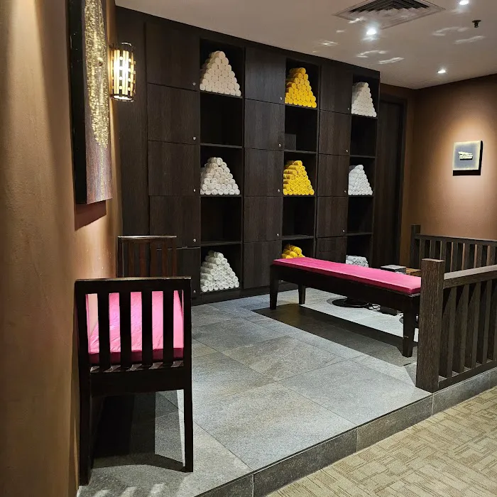 Erawan Wellness Massage at Avenue K Picture 8
