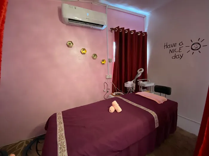 QE SPA AND BEAUTY Picture 2