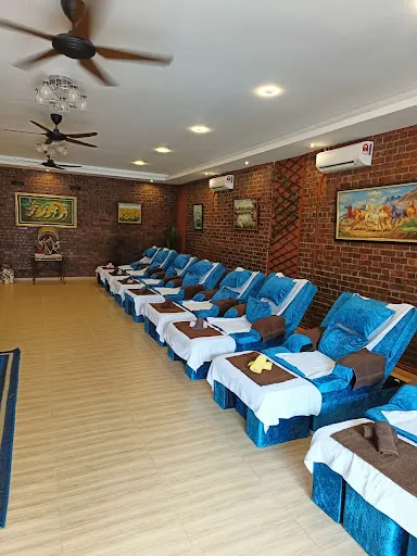 Relax Foot Reflexology Picture 2
