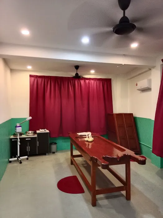AYYA AYURVEDA KERALA MASSAGE CENTER Picture 2