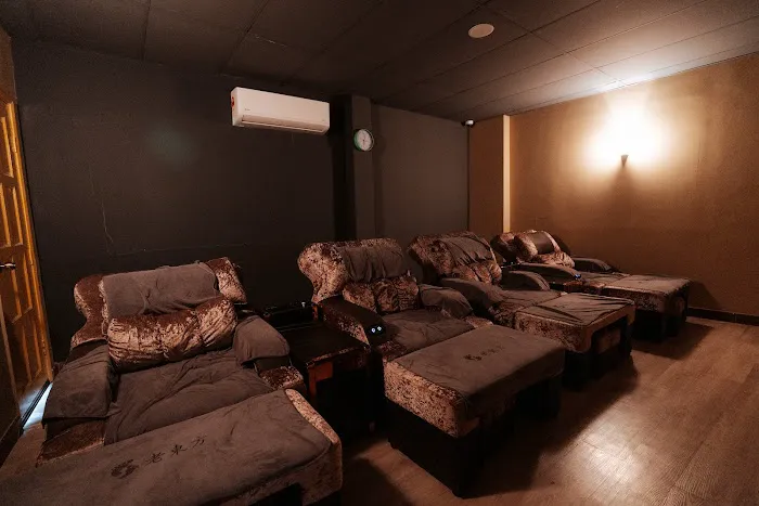 Lao Dong Fang Reflexology 老东方老字号正规推拿 (Kota Kemuning) Picture 2