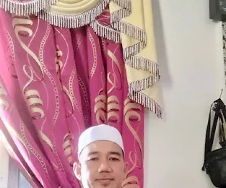 Ustaz abe din