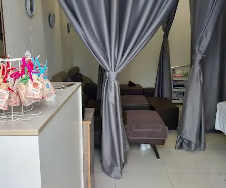 Javanese Reflexology Beauty and Spa