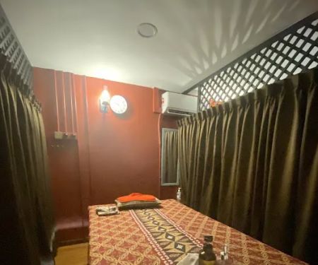 Makcik Urut Muslimah Spa - Shah Alam