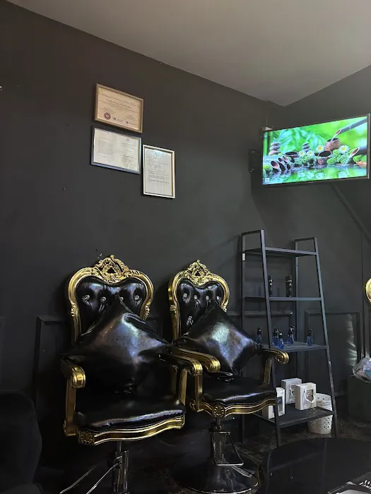 FARRATICA MEDISPA & HAIR SALON KUANTAN Picture 5