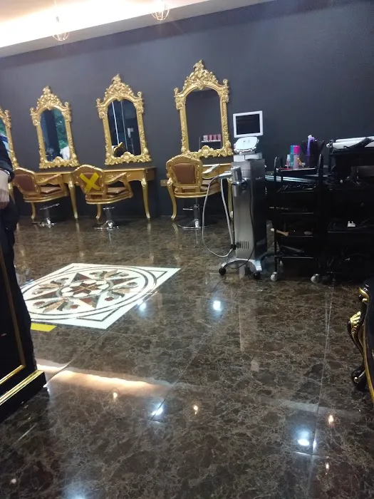 FARRATICA MEDISPA & HAIR SALON KUANTAN Picture 6
