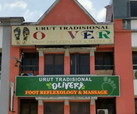 Urut Tradisional Oliver