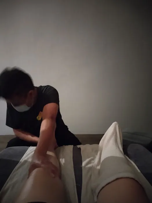 足师傅 FOOT MASTER 正宗足疗 Authentic Reflexology • 友力 YULEK Picture 9