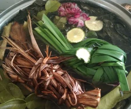 Janah Tukang Urut Wanita