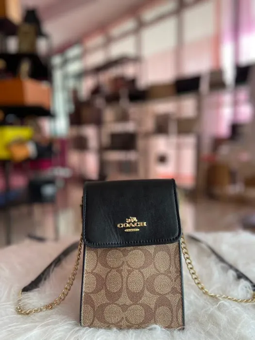 Queen Beauty Spa & Fashion Hub Picture 6