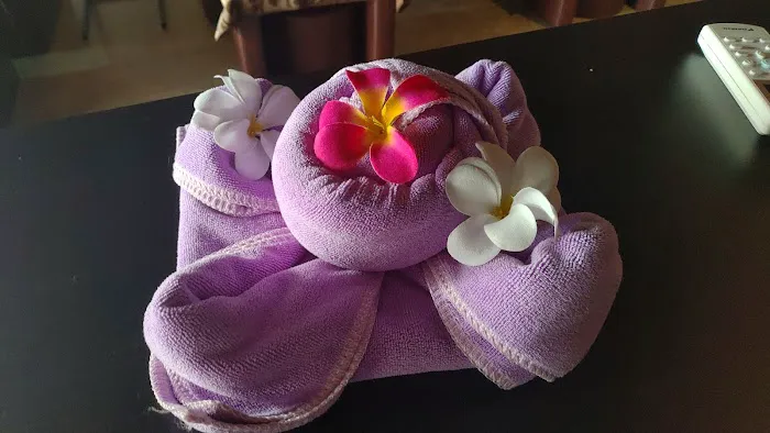 YLL REFLEXOLOGY Picture 6