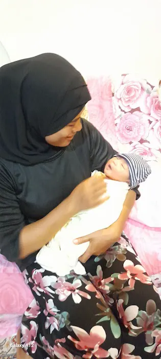 AYUTERAPI WANITA ( massage Tradisional & bone adjustment & IBU bersalin& Bekam) Picture 10