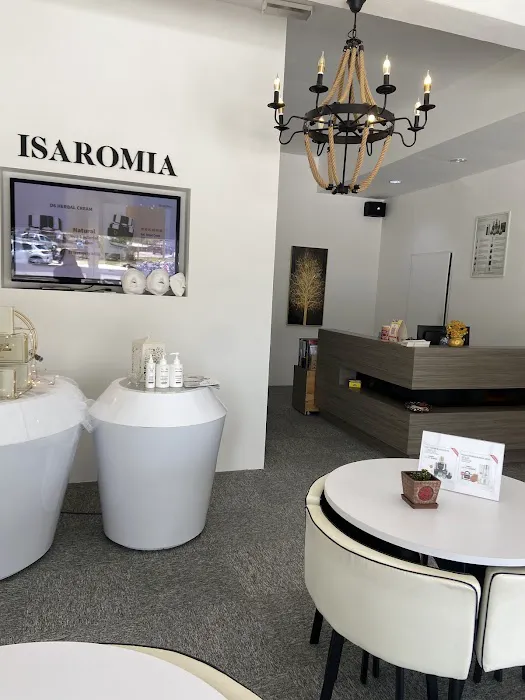 Isaromia Aesthetics Pahang - Facial, Whitening, Slimming Treatment Picture 5
