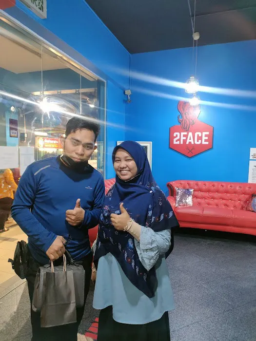 2FACE HAUZ CELEBRITY SALOON & FAMILY SPA Picture 3