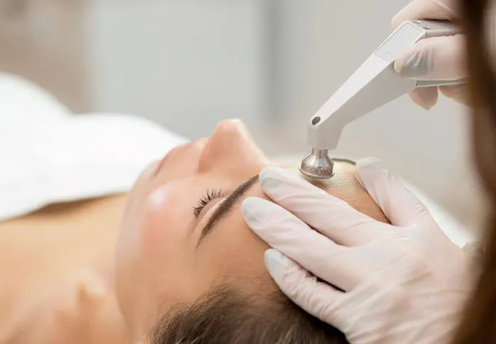 De Glamour Beauty Solution Picture 2