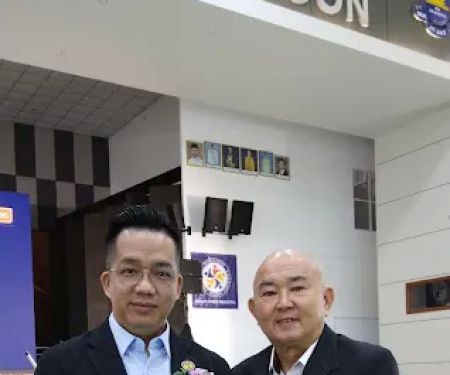 Sifu Sam Lee - Acupressure Massage Therapist