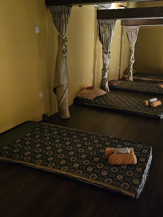 52 Thai Massage | Old Klang Road Picture 8