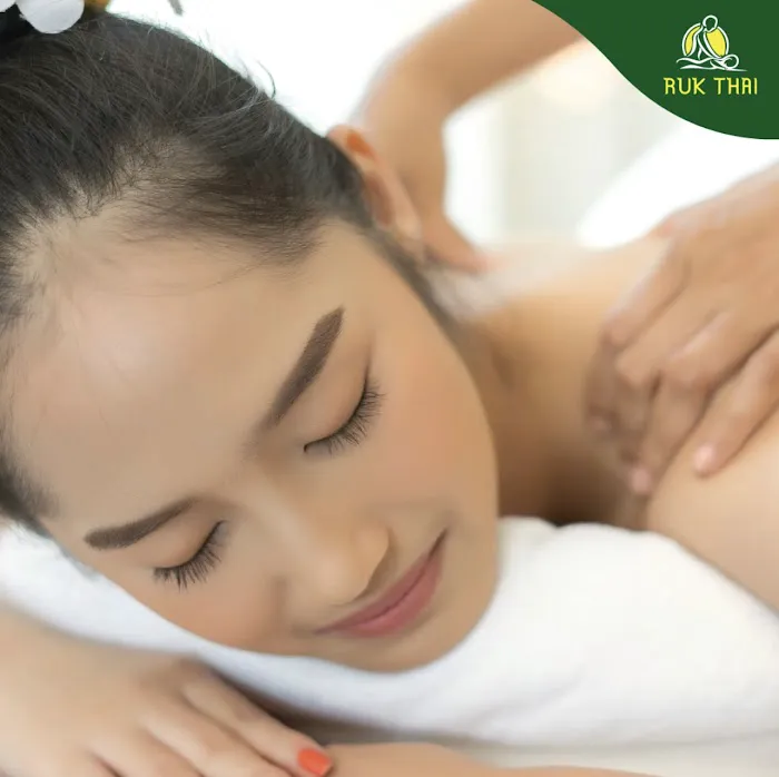 Ruk Thai Massage @ Sri Damansara 泰式按摩 (Ativo) Picture 3