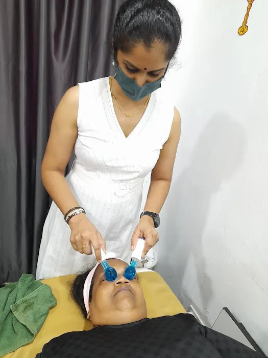 Glamour with SK MediSpa Picture 2