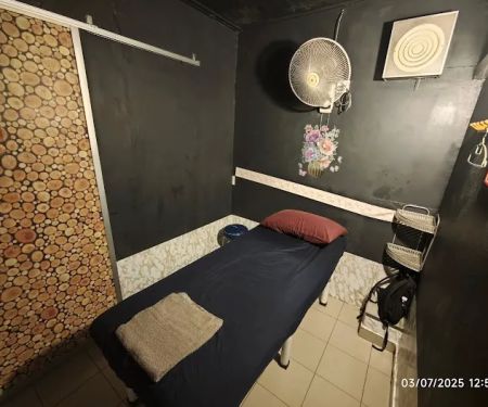 PUSAT TERAPI PATELLA BLIND MASSAGE