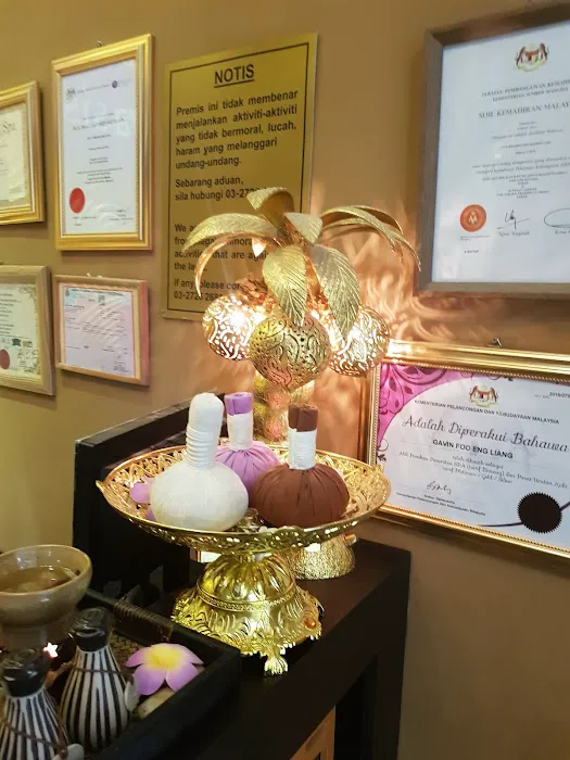 Relax Oasis Signature Massage Picture 4