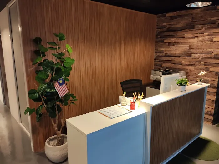 Lushville Beauty Studio & Academy Picture 1