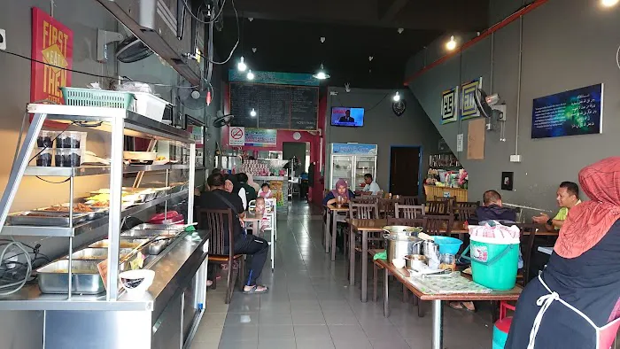 Cahaya Rizqin Cafe Picture 10