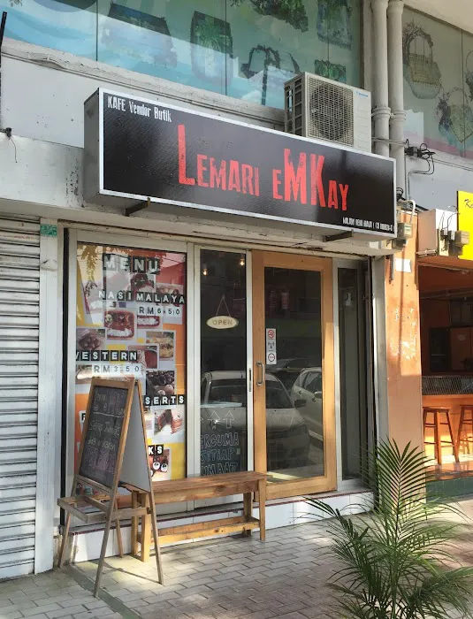 Lemari EmKay Picture 2