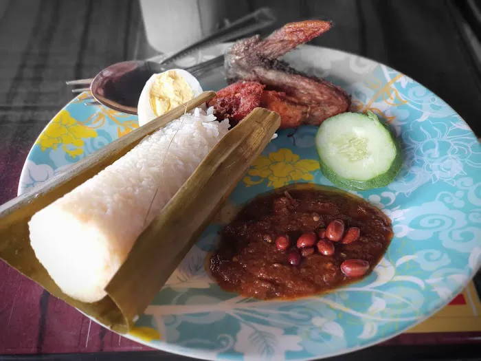 WAN PATIN TEMPOYAK Picture 1