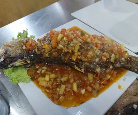 Firas Corner Ikan Bakar & Masakan Panas