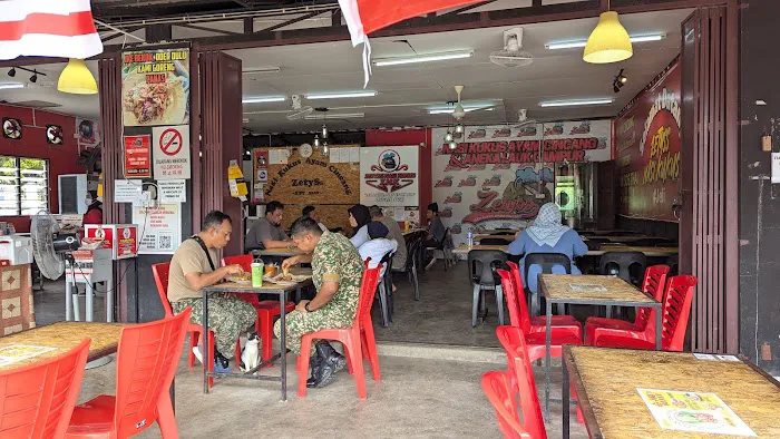 Restoran Zetyss Nasi Kukus Picture 4