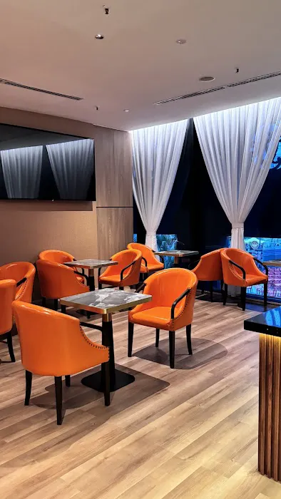 Health World Spa and Massage Picture 5