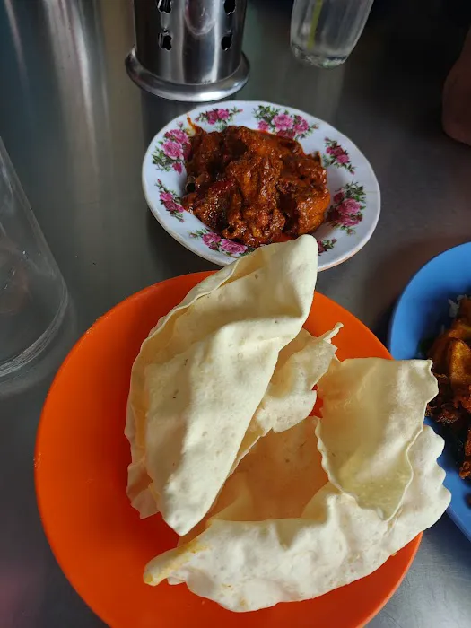Boomi Restaurant & Mapillai Virunthu Picture 7