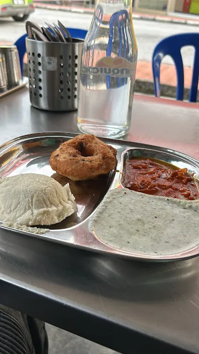 Boomi Restaurant & Mapillai Virunthu Picture 10