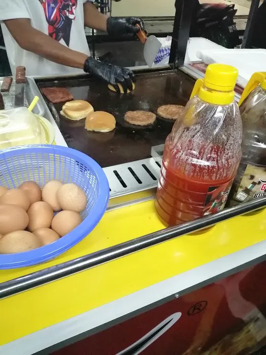 GTR Burger Tg. Malim Collectco Picture 4