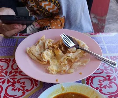 Kedai Makan Abe Li Roti Canai