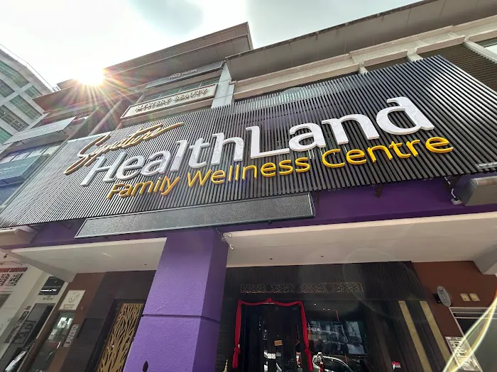HealthLand Signature @ Solaris Picture 2