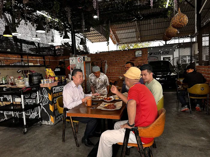 Nasi lemak sarjan mat Picture 6