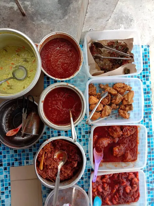 IEYNA Nasi lemak Picture 5