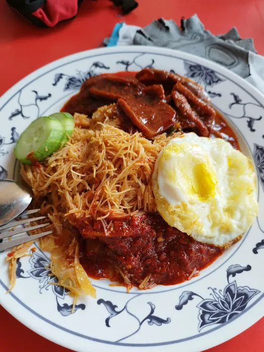IEYNA Nasi lemak Picture 2