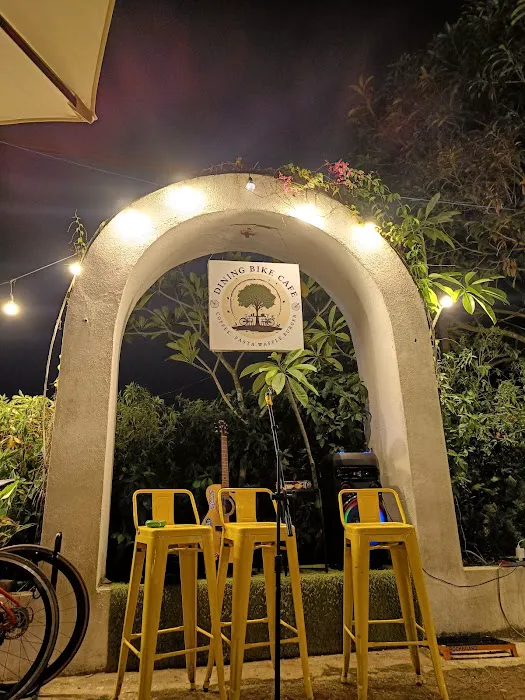 KOPI.KOHI by dining bike cafe Picture 4