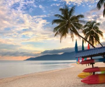 Scenic Beaches in Tioman Island: Discover the Island’s Hidden Coastal Gems