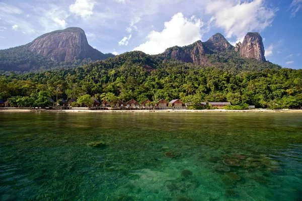 Scenic Beaches in Tioman Island – Your Ultimate Guide